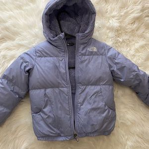 4t reversible Northface jacket